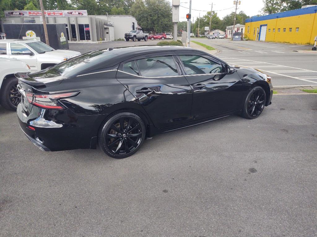 2019 Nissan Maxima SR photo 4