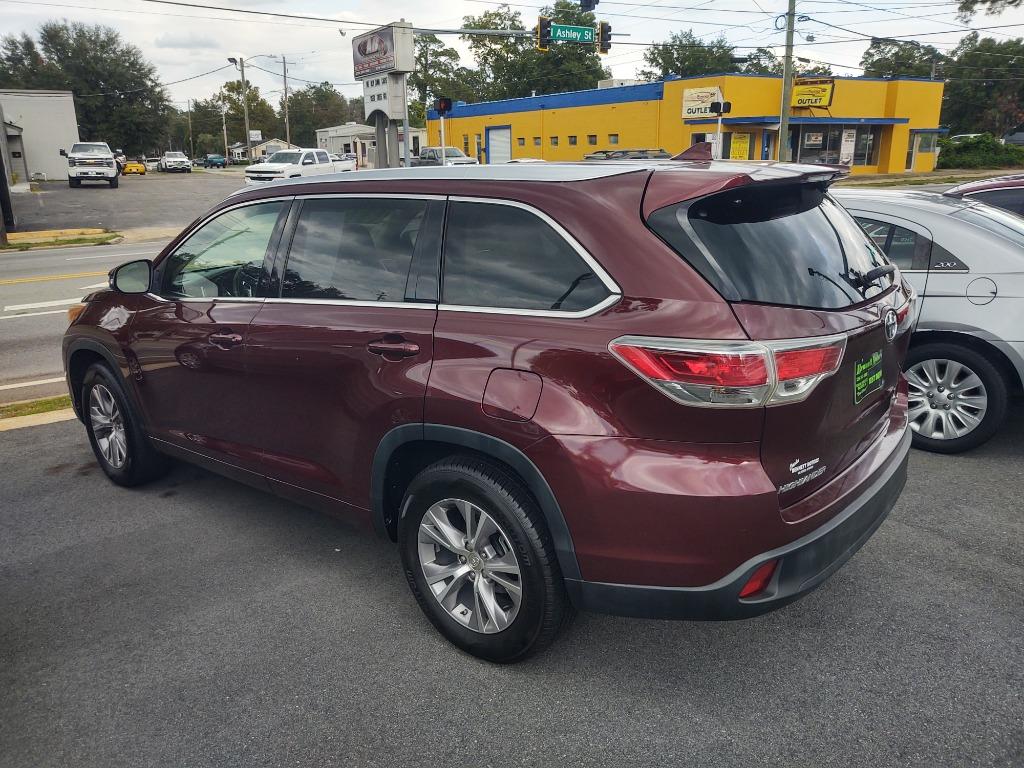 2015 Toyota Highlander XLE photo 3